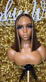 Load image into Gallery viewer, Brown Bob with Money Piece
